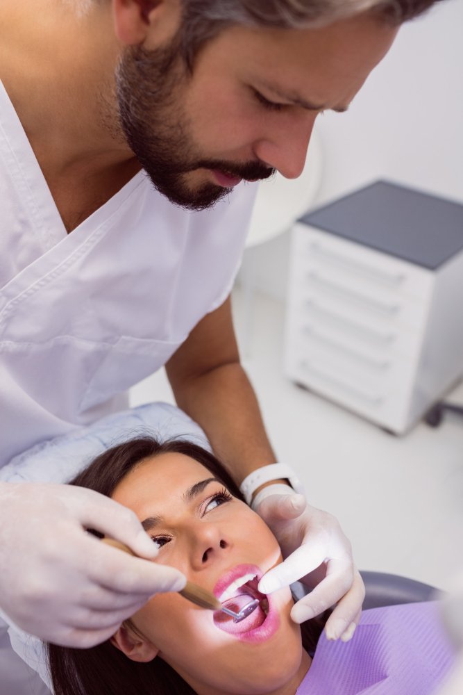 Resultados antes y después de carillas de zirconio en pacientes internacionales