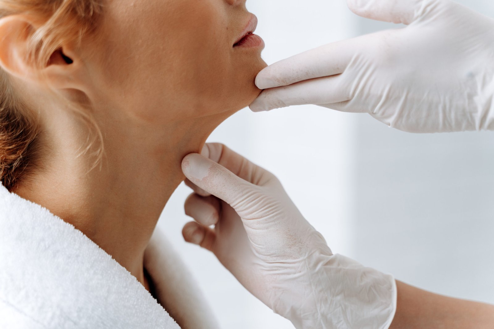 Comparativa de precios de lifting cervicofacial Turquia vs Espana