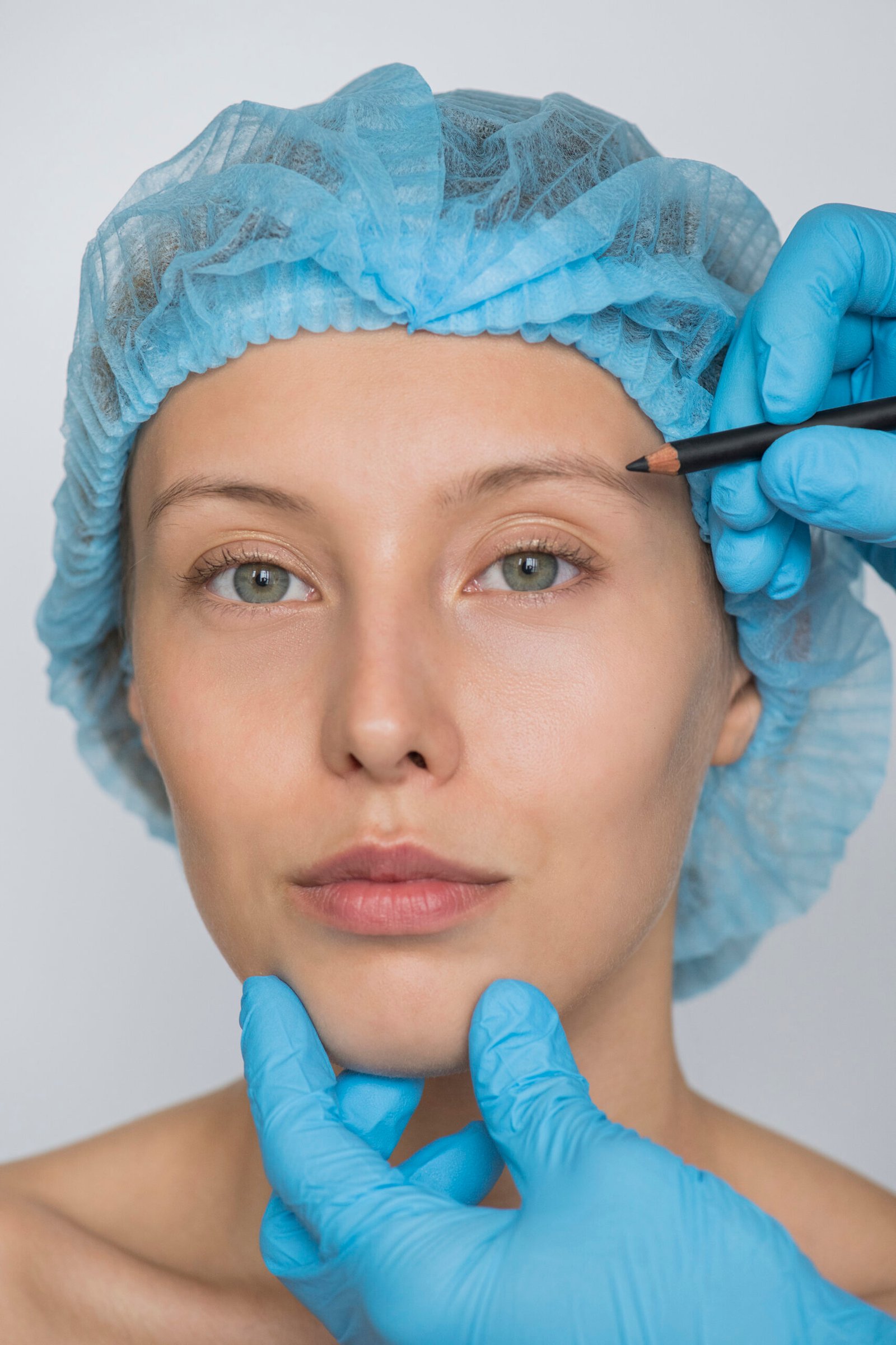 Resultado estético y mirada rejuvenecida tras blefaroplastia superior