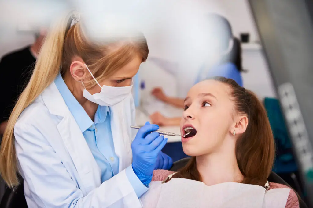 Guia medica exhaustiva sobre extraccion de muelas del juicio e implante dental en turquia en un solo viaje